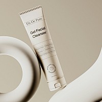 Clean skin is the best canvas  Moisturizers, toners, and primers: when and why to use them  Matching the prep to different skin types (dry, oily, combo)  📝 Assignment: Write down 3 products you would put in your skin prep kit and why you chose them.